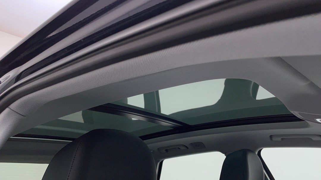 Interior Sunroof/Moonroof
