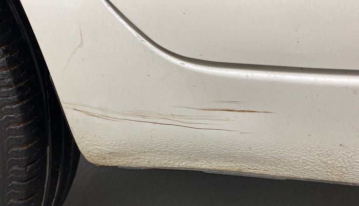 2014 Maruti Swift Dzire VXI, Petrol, Manual, 88,458 km, Right running board - Minor scratches