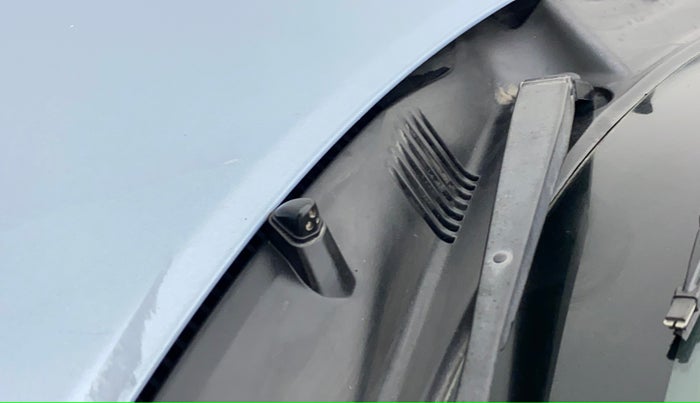 2013 Maruti Swift Dzire VXI, Petrol, Manual, 72,754 km, Front windshield - Noise From Wiper System