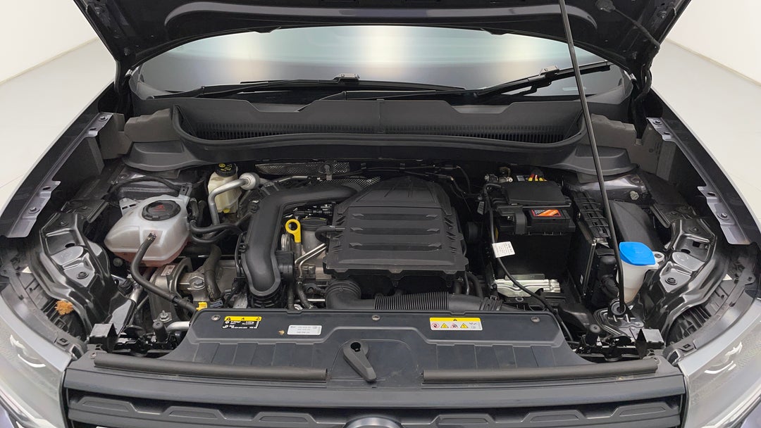 Open Bonnet (Engine)