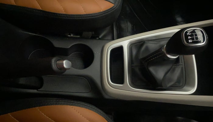 2022 Hyundai VENUE SX 1.2 PETROL, Petrol, Manual, 6,173 km, Gear Lever