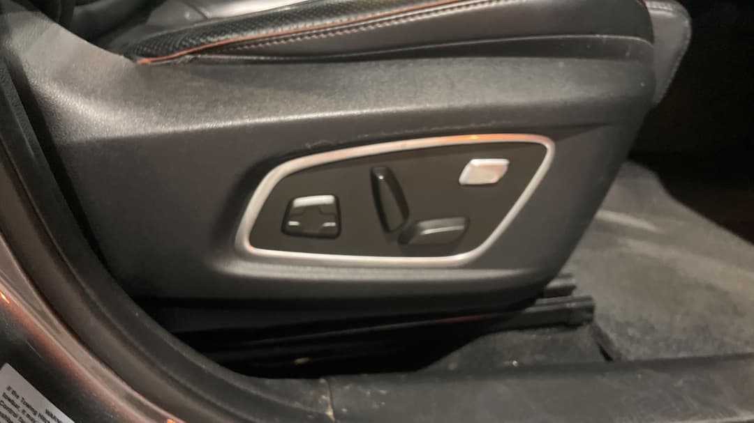 2021 Renault Koleos Intens (4x2), Automatic, 104600 km, Drivers Side Adjustment Panel