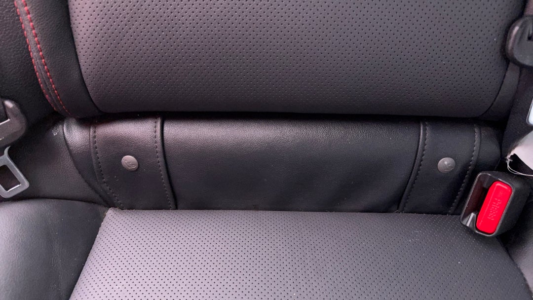 2016 Subaru WRX Premium (AWD), Manual, 132780 km, Child Seat Anchor Points