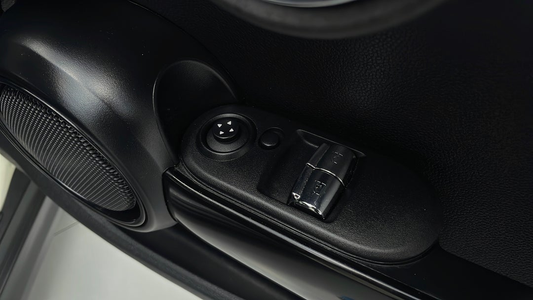 2019 MINI 3d Hatch Cooper, Automatic, 22395 km, Drivers Side Door Panel Controls