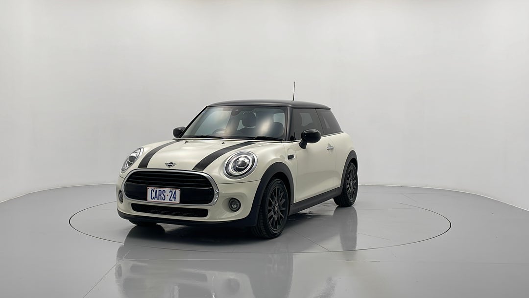 2019 MINI 3d Hatch Cooper, Automatic, 22395 km, Left Front Diagonal (45- Degree) View