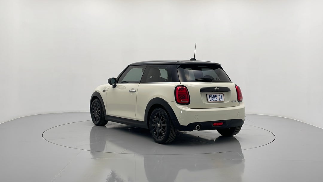 2019 MINI 3d Hatch Cooper, Automatic, 22395 km, Left Back Diagonal (45- Degree) View