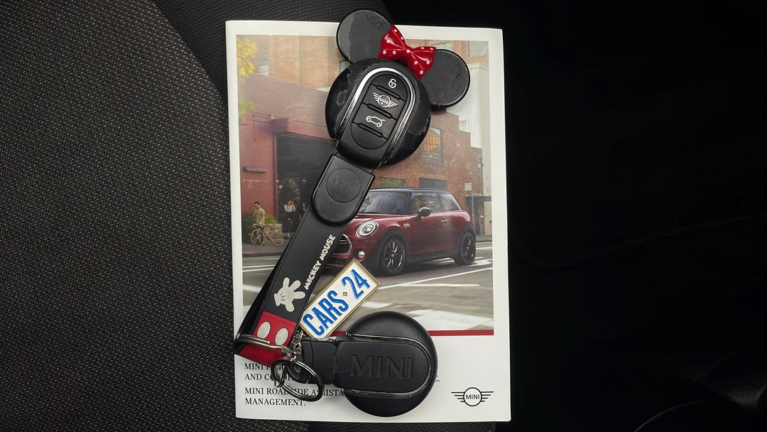 2019 MINI 3d Hatch Cooper, Automatic, 22395 km, Key Close-up