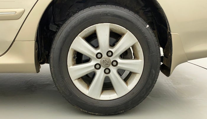 2011 Toyota Corolla Altis 1.8 G, Petrol, Manual, 1,00,075 km, Left Rear Wheel