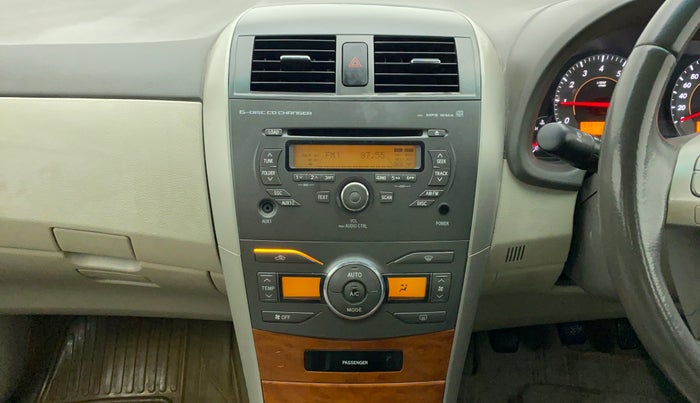 2011 Toyota Corolla Altis 1.8 G, Petrol, Manual, 1,00,075 km, Air Conditioner