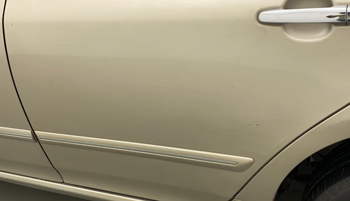 2011 Toyota Corolla Altis 1.8 G, Petrol, Manual, 1,00,075 km, Rear left door - Minor scratches