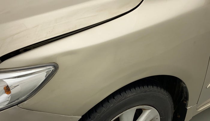 2011 Toyota Corolla Altis 1.8 G, Petrol, Manual, 1,00,075 km, Left fender - Slightly dented