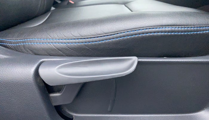 2020 Volkswagen Vento COMFORTLINE 1.0 TSI MT, Petrol, Manual, 22,192 km, Driver Side Adjustment Panel