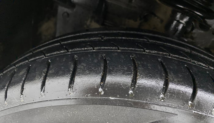 2015 Renault Pulse RXL ABS DIESEL, Diesel, Manual, 79,731 km, Left Front Tyre Tread