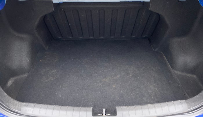 2014 Hyundai Xcent S (O) 1.2, Petrol, Manual, 59,357 km, Boot Inside