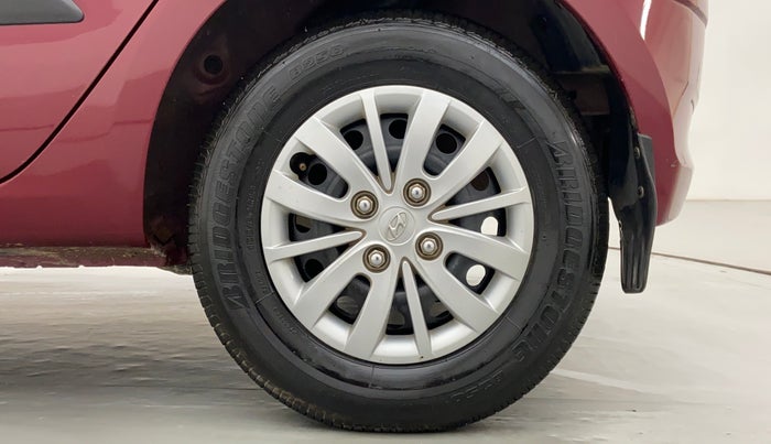 2016 Hyundai i10 SPORTZ 1.1 IRDE2, Petrol, Manual, 35,763 km, Left Rear Wheel