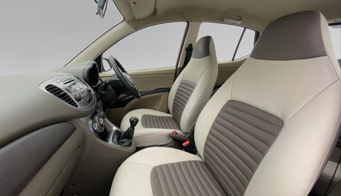 2016 Hyundai i10 SPORTZ 1.1 IRDE2, Petrol, Manual, 35,763 km, Right Side Front Door Cabin View