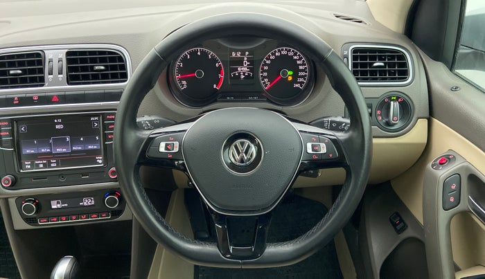 2021 Volkswagen Vento HIGHLINE 1.0L TSI AT, Petrol, Automatic, 16,565 km, Steering Wheel Close Up