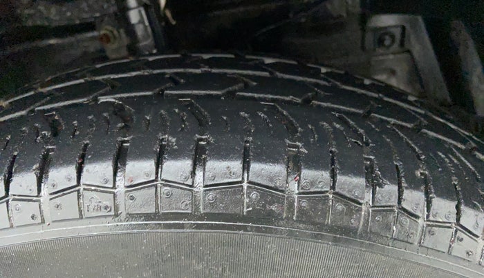 2015 Maruti Swift Dzire VDI ABS, Diesel, Manual, 51,633 km, Right Front Tyre Tread