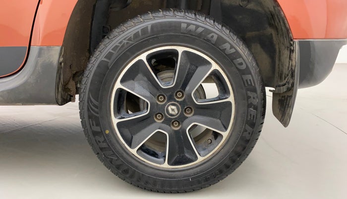2017 Renault Duster RXS CVT, Petrol, Automatic, 34,889 km, Left Rear Wheel