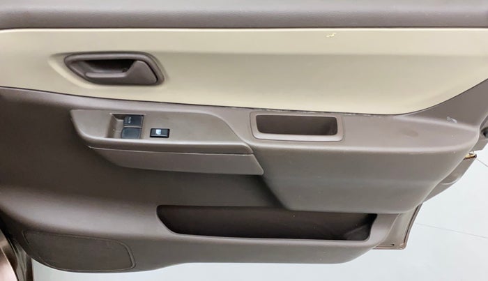 2011 Maruti Zen Estilo LXI, Petrol, Manual, 95,295 km, Driver Side Door Panels Control