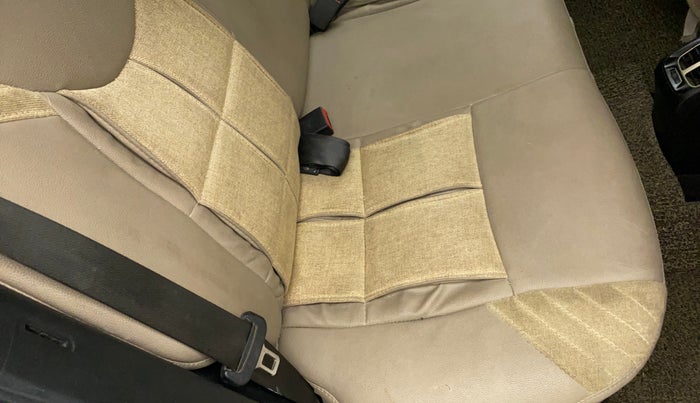2019 Hyundai NEW SANTRO SPORTZ MT, Petrol, Manual, 41,017 km, Second-row right seat - Cover slightly torn