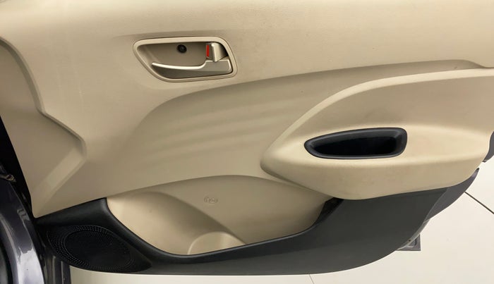 2019 Hyundai NEW SANTRO SPORTZ MT, Petrol, Manual, 41,017 km, Driver Side Door Panels Control