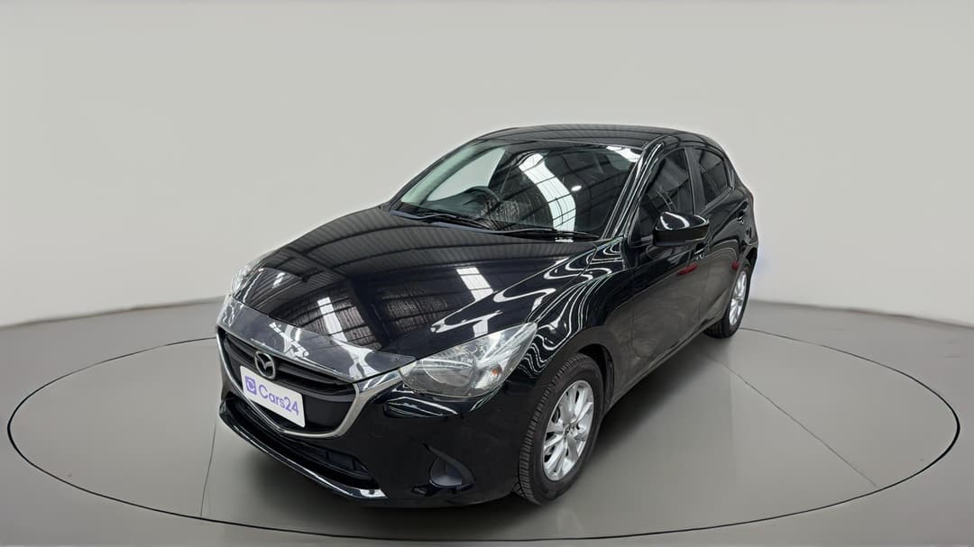 2017 Mazda 2 Maxx, Automatic, 94197 km, Left Front Diagonal (45- Degree) View