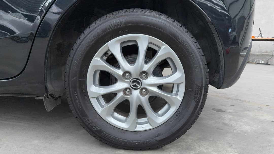 2017 Mazda 2 Maxx, Automatic, 94197 km, Left Rear Wheel
