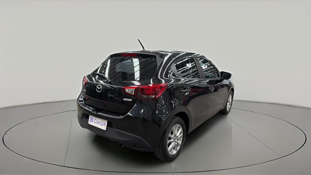 2017 Mazda 2 Maxx, Automatic, 94197 km, Right Back Diagonal (45- Degree) View