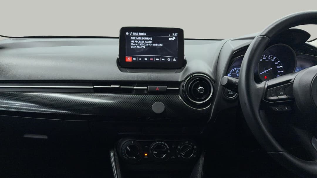 2017 Mazda 2 Maxx, Automatic, 94197 km, Center Console