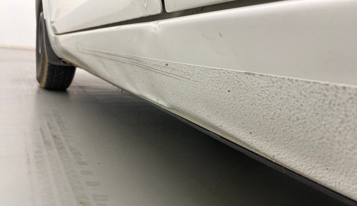 2011 Maruti Swift VDI, Diesel, Manual, 93,268 km, Left running board - Slightly dented