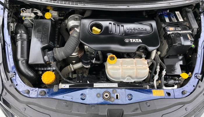 2018 Tata Hexa Varicor 400 XTA, Diesel, Automatic, 35,426 km, Open Bonet