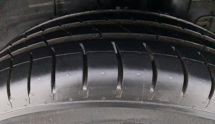 2015 Hyundai Elite i20 SPORTZ 1.2, Petrol, Manual, 59,873 km, Left Rear Tyre Tread