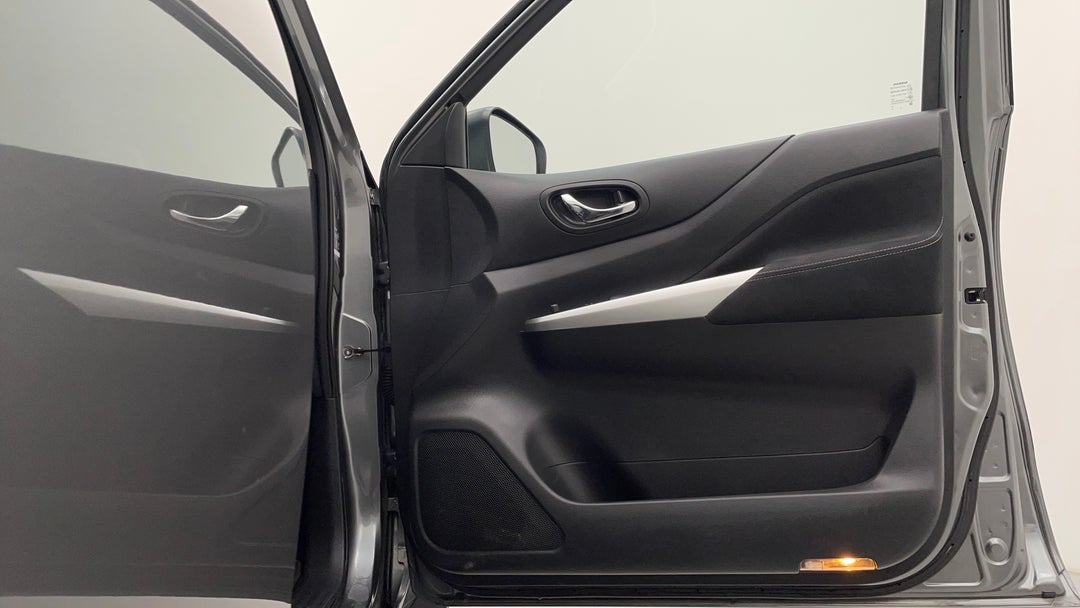 2018 Nissan Navara St (4x2), Automatic, 68976 km, Speaker View