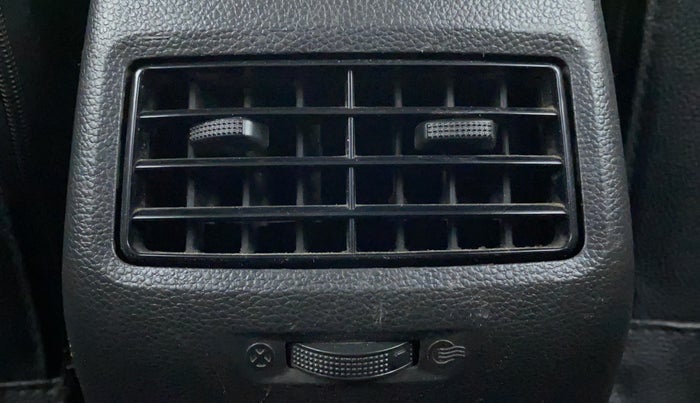 2015 Hyundai Elite i20 SPORTZ 1.4, Diesel, Manual, 95,039 km, Rear AC Vents