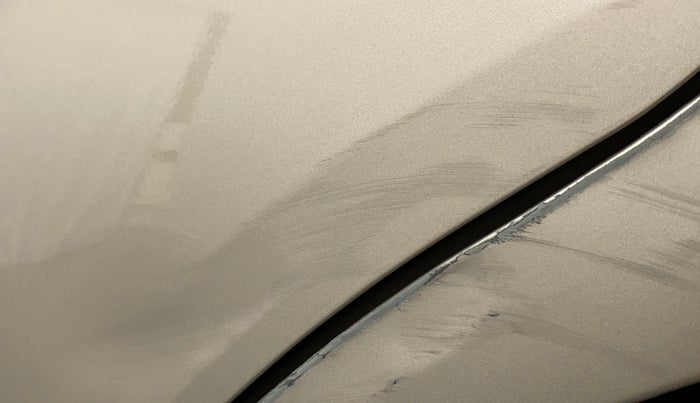 2022 Hyundai NEW SANTRO SPORTZ 1.1, Petrol, Manual, 5,549 km, Rear left door - Minor scratches