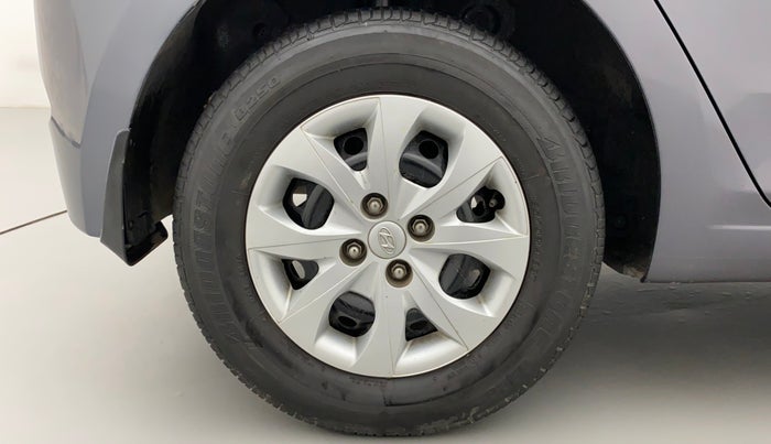 2016 Hyundai Elite i20 MAGNA 1.2, Petrol, Manual, 66,542 km, Right Rear Wheel