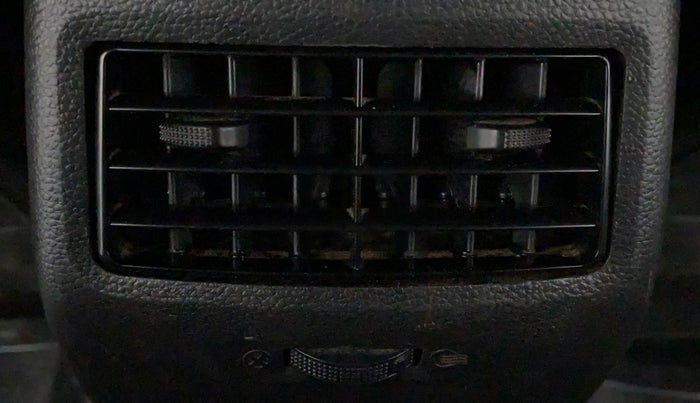 2016 Hyundai Elite i20 MAGNA 1.2, Petrol, Manual, 66,542 km, Rear AC Vents
