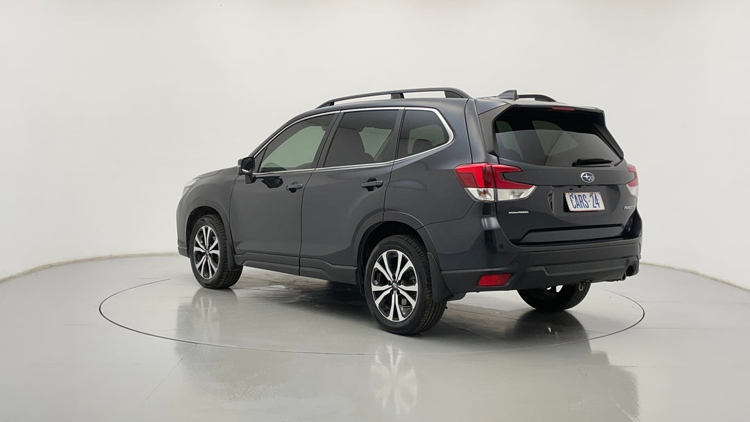 2018 Subaru Forester 2.5i Premium (awd), Automatic, 101609 km, Left Back Diagonal (45- Degree) View