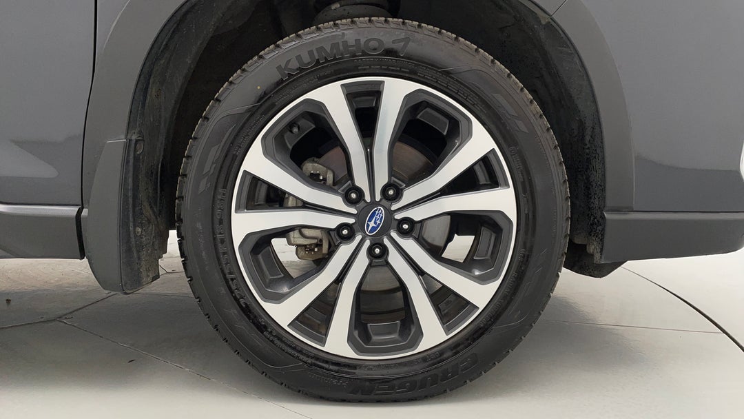 2018 Subaru Forester 2.5i Premium (awd), Automatic, 101609 km, Right Front Wheel