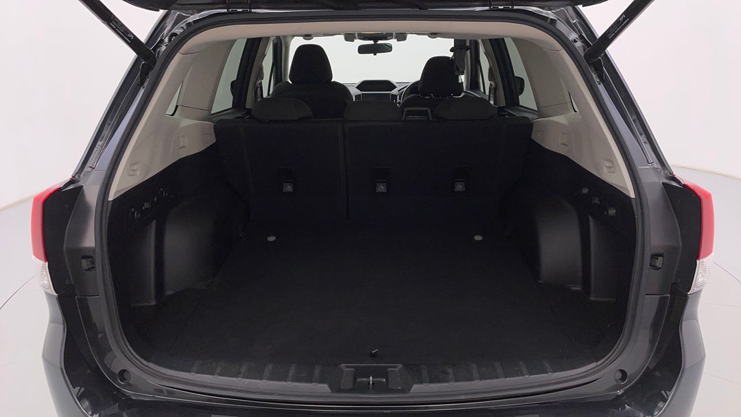 2018 Subaru Forester 2.5i Premium (awd), Automatic, 101609 km, Boot Inside View