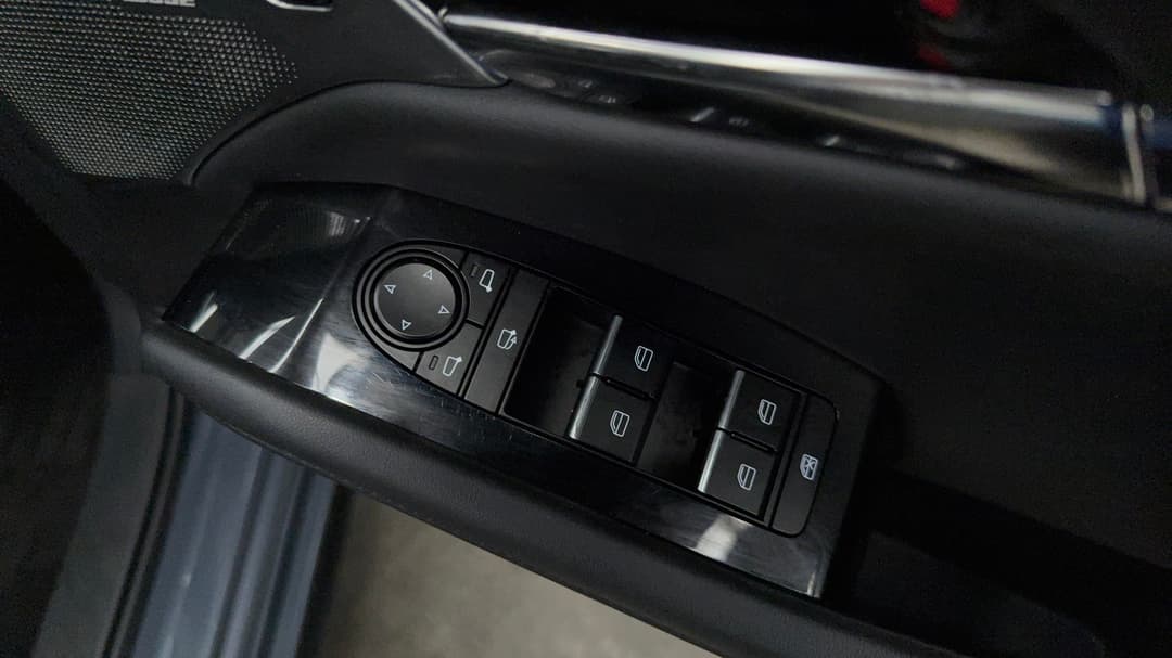2019 Mazda 3 G25 Astina, Automatic, 46268 km, Drivers Side Door Panel Controls
