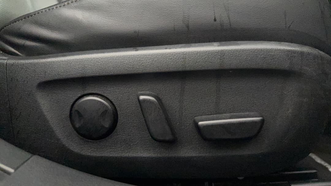 2019 Mazda 3 G25 Astina, Automatic, 46268 km, Drivers Side Adjustment Panel