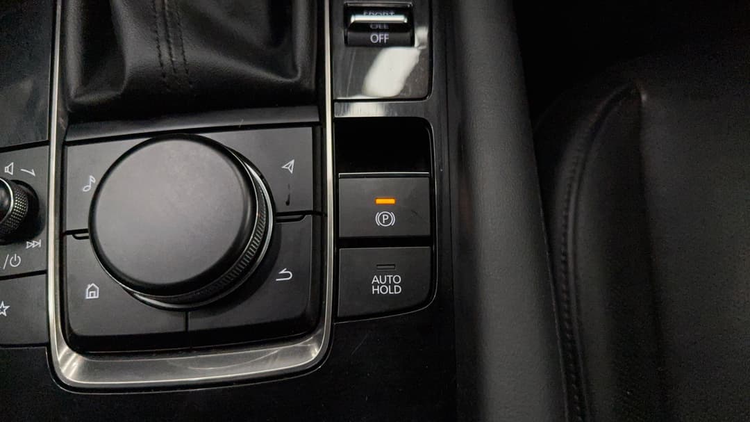 2019 Mazda 3 G25 Astina, Automatic, 46268 km, Handbrake