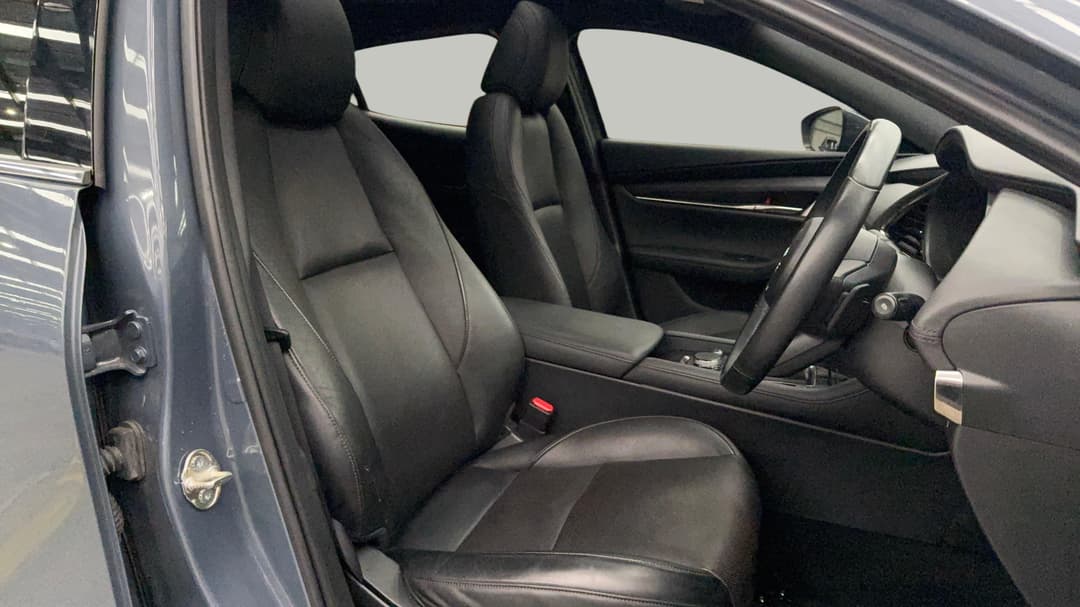 2019 Mazda 3 G25 Astina, Automatic, 46268 km, Right Side Front Door Cabin View
