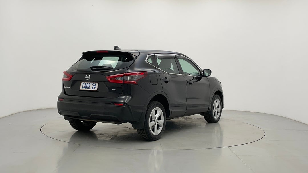 Right Back Diagonal (45- Degree) View