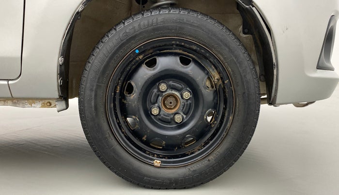 2016 Maruti Alto K10 VXI P, Petrol, Manual, 40,181 km, Right Front Wheel