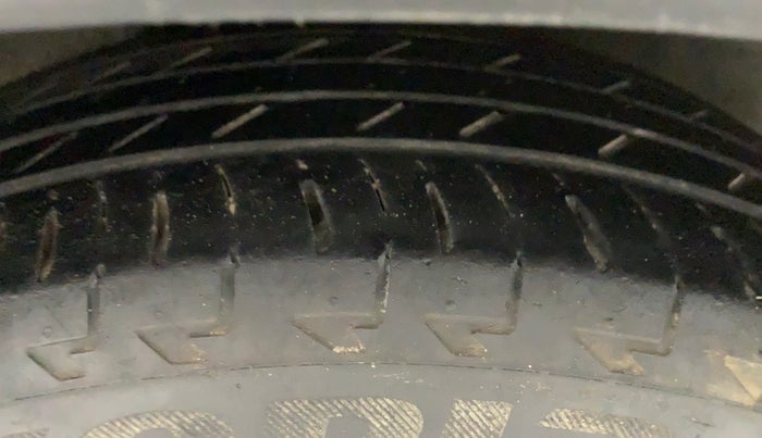 2018 Honda WR-V 1.5L I-DTEC S MT, Diesel, Manual, 51,837 km, Right Rear Tyre Tread