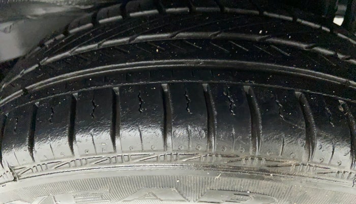 2018 Toyota YARIS J MT, Petrol, Manual, 16,251 km, Left Rear Tyre Tread