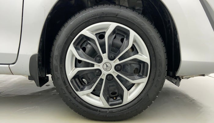 2018 Toyota YARIS J MT, Petrol, Manual, 16,251 km, Right Front Wheel